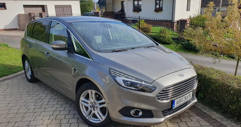 ford s-max małopolskie Ford S-Max cena 74900 przebieg: 137000, rok produkcji 2015 z Zielonka